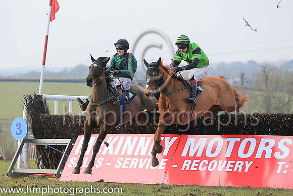 ELLANABOUGH and PG McGuigan ( 7 ,Antrim (H) - LIGHT GREEN,black star; black sleeves,light green armlet; black  light green hooped cap ) Trainer: Gerald Quinn,, Owner : Kieran McKay