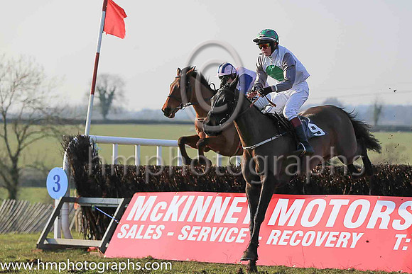 04th QUICKASYOUCAN and J Johnston ( 9 , WHITE,green disc; grey sleeves; green  grey check cap ) Trainer: C.A. McBratney , Owner : S. Downey  J. Marley  P. McGurk.