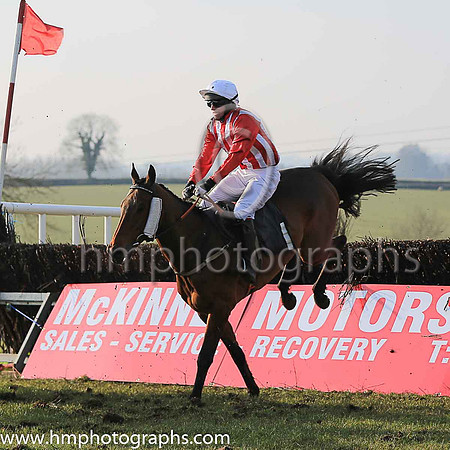 01st CELTIC THUNDER and D McConville ( 1 , RED  WHITE STRIPES; red sleeves; white cap ) Trainer: Marshall Watson,, Owner : Daire J. McConville