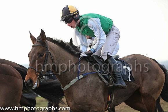 MILITARY ROAD (GB) and L OcCarroll ( 7 , GREEN; white sleeves; black  gold qtd cap ) Trainer: J. Woods,, Owner : J. Woods
