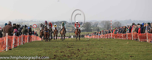 01st LONGTYMEGONE and D McConville ( 6 , RED  WHITE STRIPES; red sleeves; white cap ) Trainer: Alan A.H. Wells , Owner : Daire J. McConville