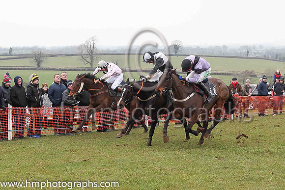 01st SCHOOL LANE and D G Lavery ( 11 , MAUVE,black sash; mauve sleeves,black armlet; black cap ) Trainer: Liam Lennon,, Owner : Patrick Francis Doyle