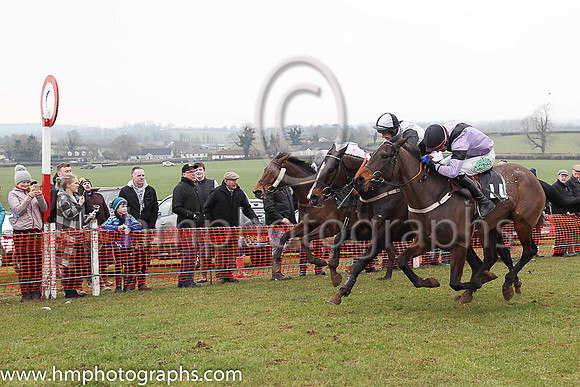 01st Dead Heat between BALLYART and Derek O'Connor ( 2 ,Antrim (H) - BLACK  WHITE QTD; black  white hlvd sleeves; white cap ) and SCHOOL LANE and D G Lavery ( 11 , MAUVE,black sash; mauve sleeves,blac