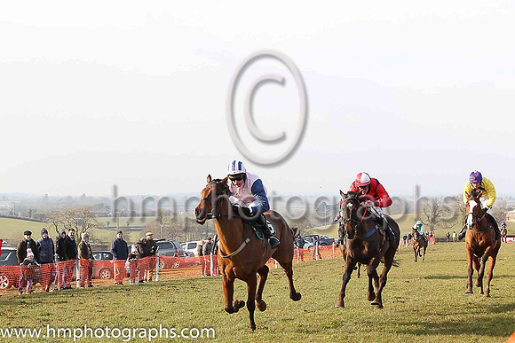 01st CLONDAW FRISBY and M J O'Hare ( 6 , PINK; blue sleeves; pink  blue striped cap ) Trainer: J.G. Cosgrave,, Owner : Racing Carnglave