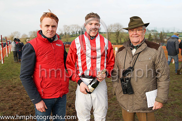 Adrian McAllister of Adrian McAllister Racing sponsors of the Leading Rider Prize with the Leading Rider Daire J McConville, who had three winners and Dr J F Gillespie Chairman of the Tynan and Armagh