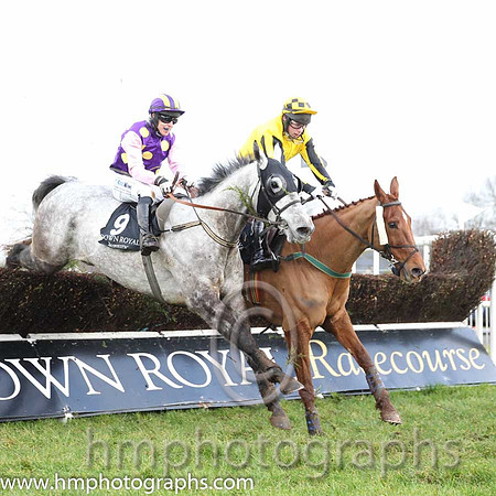 02 Popaflora & I J McCarthy - 2nd (9, purple, yellow spots ) & 03 Hidden Present & P D Kennedy - 3rd (6, yellow, black and yellow striped sleeves ) -  - CU2D0633-18