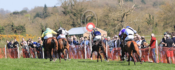 01st SHANROE AL C and J C Barry ( 7 , DARK BLUE,yellow hollow box; dark blue  yellow hlvd sleeves; dark blue cap,yellow diamond ) Trainer: Karl Thornton , Owner : Brian Smyth