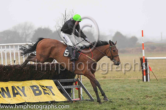 01st LONG AFTER DARK and B O'Neill ( 9 , BLACK; green cap ) Trainer: Colin Bowe,, Owner : Partnership Milestone Racing