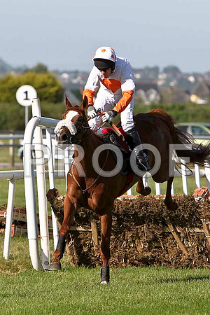 Riverscape 1st , Jockey Paul Carberry - CU2D0096-e2