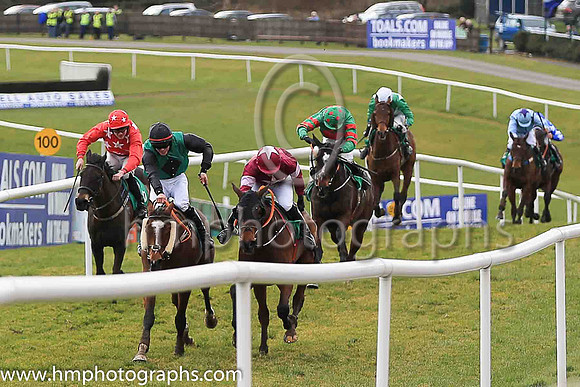 01st Isodon and Katie O'Farrell ( 2 , maroon, white star ) Trainer - G Elliott , Owner - Gigginstown House Stud
