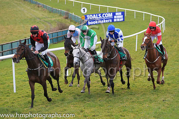 01st Getareason and Mr P W Mullins ( 2 , red, pink band ) Trainer - W P Mullins , Owner - Sullivan Bloodstock Limited