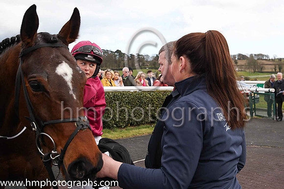 01st Isodon and Katie O'Farrell ( 2 , maroon, white star ) Trainer - G Elliott , Owner - Gigginstown House Stud
