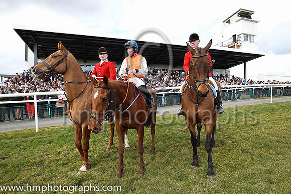 01st Poormans Hill and J W Kennedy ( 5 , orange ) Trainer - G Elliott , Owner - Vincent Caldwell  Mrs Kathleen Caldwell