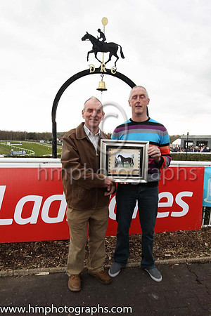 01st Shanklys Dawn and A W Short 5 ( 9 , red amd black qtrd ) Trainer - P J Rothwell , Owner - James Guilfoyle
