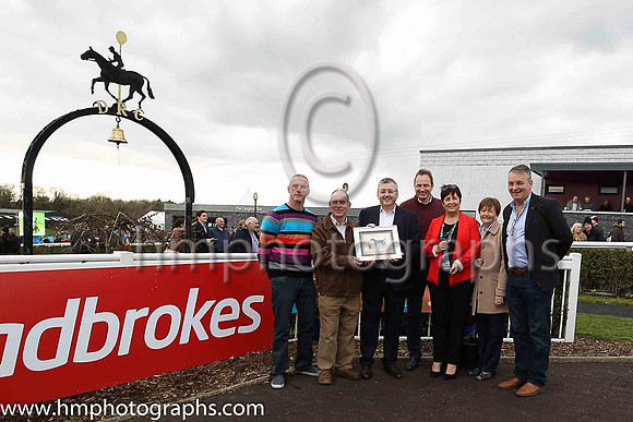 01st Shanklys Dawn and A W Short 5 ( 9 , red amd black qtrd ) Trainer - P J Rothwell , Owner - James Guilfoyle