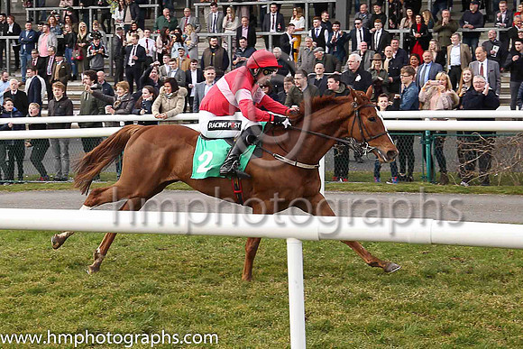 01st Getareason and Mr P W Mullins ( 2 , red, pink band ) Trainer - W P Mullins , Owner - Sullivan Bloodstock Limited