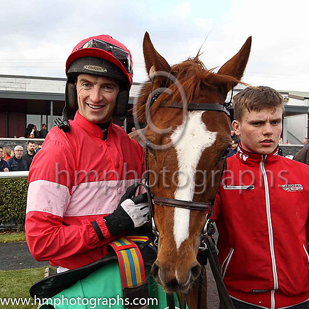 01st Getareason and Mr P W Mullins ( 2 , red, pink band ) Trainer - W P Mullins , Owner - Sullivan Bloodstock Limited