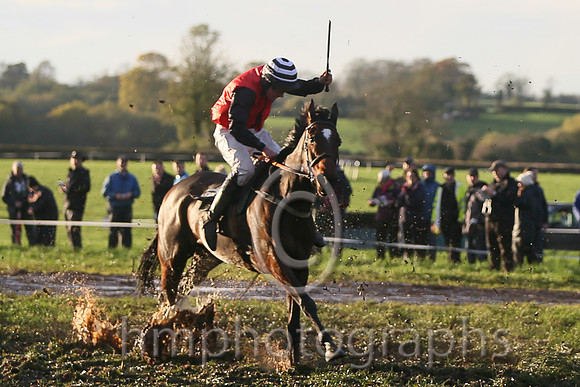 02nd ETHAN EDWARDS and L S Kellogner ( 3 , RED; black sleeves; black  white hooped cap ) Trainer: Thomas McGeough,, Owner : Thomas McGeough