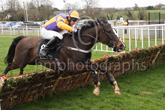 01st Geneva Barracks and C Brassil ( 8 , yellow and purple qtrd ) Trainer - M Brassil , Owner - J R Brennan