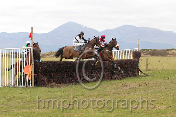 04 Butlersbridge & Derek O'Connor - 4th (1,black and white qtrd )04 - FT8E0703-61