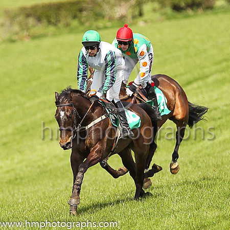 01st EVERYBREATHYOUTAKE and M J O'Hare ( 36 , WHITE; dark blue  emerald green striped sleeves; emerald green cap ) Trainer: J.G. Cosgrave , Owner : Neville Reid