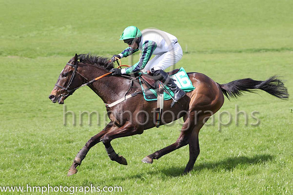 01st EVERYBREATHYOUTAKE and M J O'Hare ( 36 , WHITE; dark blue  emerald green striped sleeves; emerald green cap ) Trainer: J.G. Cosgrave , Owner : Neville Reid