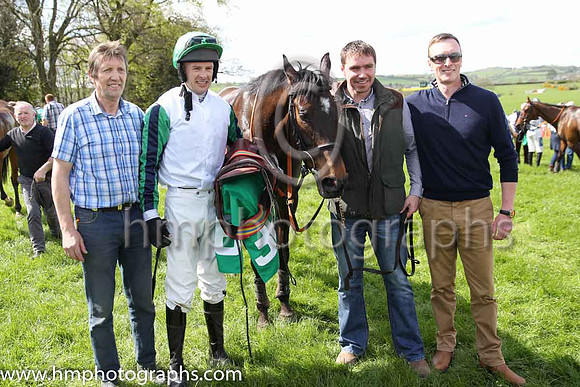 01st EVERYBREATHYOUTAKE and M J O'Hare ( 36 , WHITE; dark blue  emerald green striped sleeves; emerald green cap ) Trainer: J.G. Cosgrave , Owner : Neville Reid