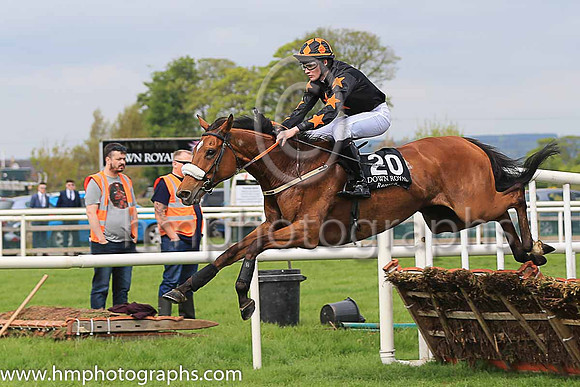 pu Tortueuse and E O?Connell 7 ( 20 , black, orange stars ) Trainer - Mrs A Mooney , Owner - Masterplan Syndicate