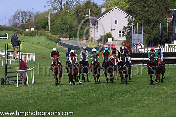 Racing at Down Royal