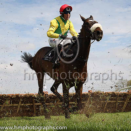 01st Moonshine Bay and R M Power ( 1 , emerald green, yellow chevron ) Trainer - Mrs J Harrington , Owner - Ann  Alan Potts Limited