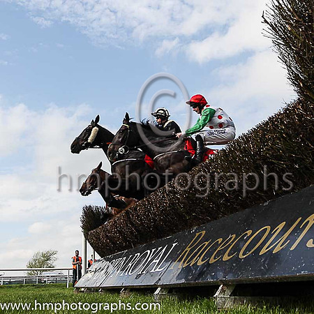 01st Drumconnor Lad and R Loughran ( 3 , white, red spots ) Trainer - A Keatley , Owner - David G Keys