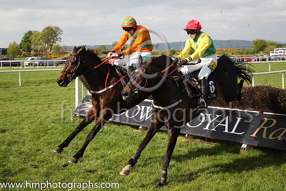 02nd Eddies Miracle and Mr D G Lavery 3 ( 3 , orange , green chevron ) Trainer - D M Christie , Owner - R Nicholas