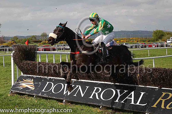 05th Victory Gyp and Mr L O?Carroll 7 ( 7 , emerald green, white stars ) Trainer - D A McLoughlin , Owner - Thomas Carey