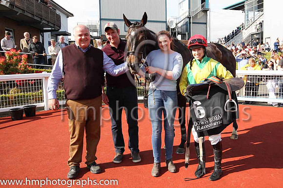 01st Sizing Rome and Ms L O'Neill 3 ( 6 , emerald green, yellow chevron ) Trainer - J T R Dreaper , Owner - Ann  Alan Potts Limited