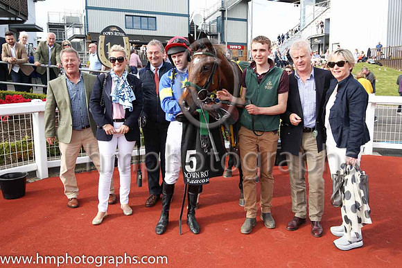 01st Jerandme and Mr M J O'Hare 5 ( 5 , royal blue, yellow stars ) Trainer - N Meade , Owner - Harbrio Partnership