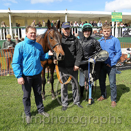 01st GETABIRD and B O'Neill ( 4 , EMERALD GREEN; emerald green,red striped sleeves; emerald green  red striped cap ) Trainer: Colin Bowe,, Owner : W.B. Connors