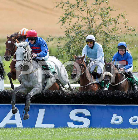 Isobella Blue - 7th , Jockey T C Carroll - CU2D9395-e