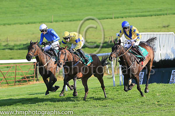 01st King Of Aran and D E Mullins ( 4 , blue, white cap ) Trainer - M C Grassick , Owner - M C Grassick