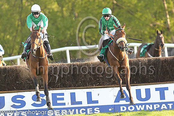01st Whatsinthecorner and Rachael Blackmore ( 8 , emerald green, black seams ) Trainer - J J Hanlon , Owner - T J McDonald