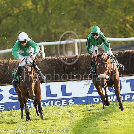 01st Whatsinthecorner and Rachael Blackmore ( 8 , emerald green, black seams ) Trainer - J J Hanlon , Owner - T J McDonald