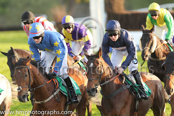 01st Dorkas and L P Dempsey ( 3 , navy blue, pink hoop ) Trainer - J R Finn , Owner - Ms Amanda Finn