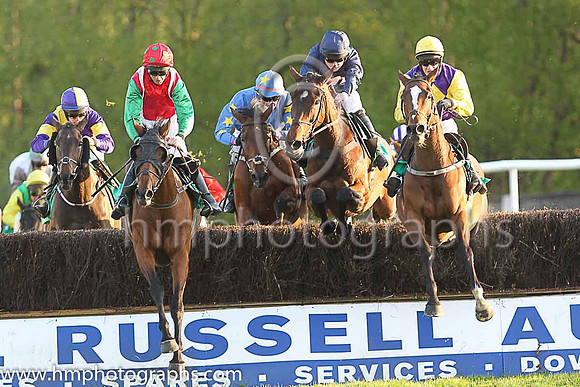 01st Dorkas and L P Dempsey ( 3 , navy blue, pink hoop ) Trainer - J R Finn , Owner - Ms Amanda Finn