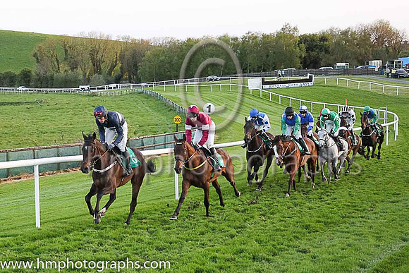 01st Turbo and Mr J W Hannon 7 ( 6 , navy blue, pink hoop ) Trainer - J R Finn , Owner - Ms Amanda Finn