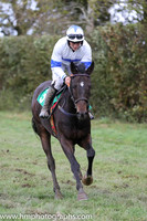 02 Shining Steed and R James - - 02nd (3 ,white, royal blue hoop ) Trainer - Colin Bowe