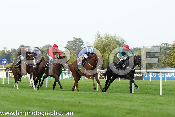 01 Bow Creek and J Fanning - - 01st (6 ,dark green, red cap ) Trainer - M Johnson