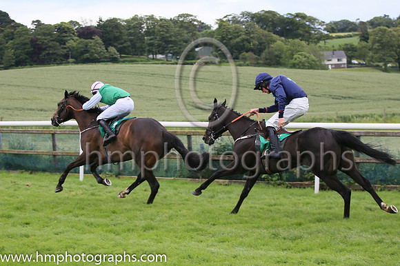 06th Legacy Junots (4 ,dark blue, light blue cross ) Jockey: Mr S Connor(7) ,Trainer: S R B Crawford