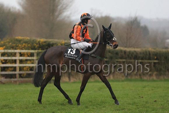 16th Derecho Storm and Ms K Ferris ( 13 , black, orange stars ) Trainer - Eoin Barry , Owner - Brian Ferris