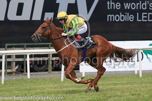 01st Kafu and C T Keane ( 2 , yellow, emerald green and yellow striped sleeves ) Trainer - G M Lyons , Owner - David Spratt  Sean Jones