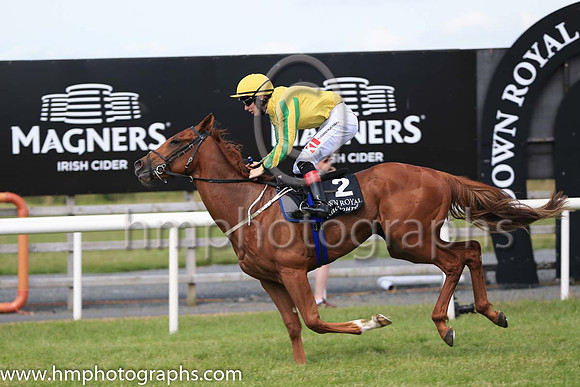 01st Kafu and C T Keane ( 2 , yellow, emerald green and yellow striped sleeves ) Trainer - G M Lyons , Owner - David Spratt  Sean Jones