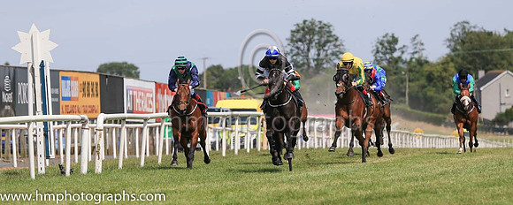 01st Soffia and R P Downey ( 4 , black and white hoops ) Trainer - E Lynam , Owner - Lady O'Reilly